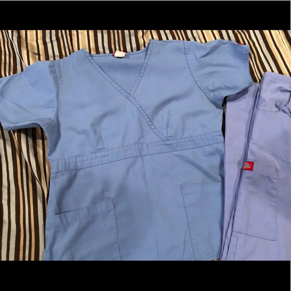 Scrub set - Picture 2 of 5
